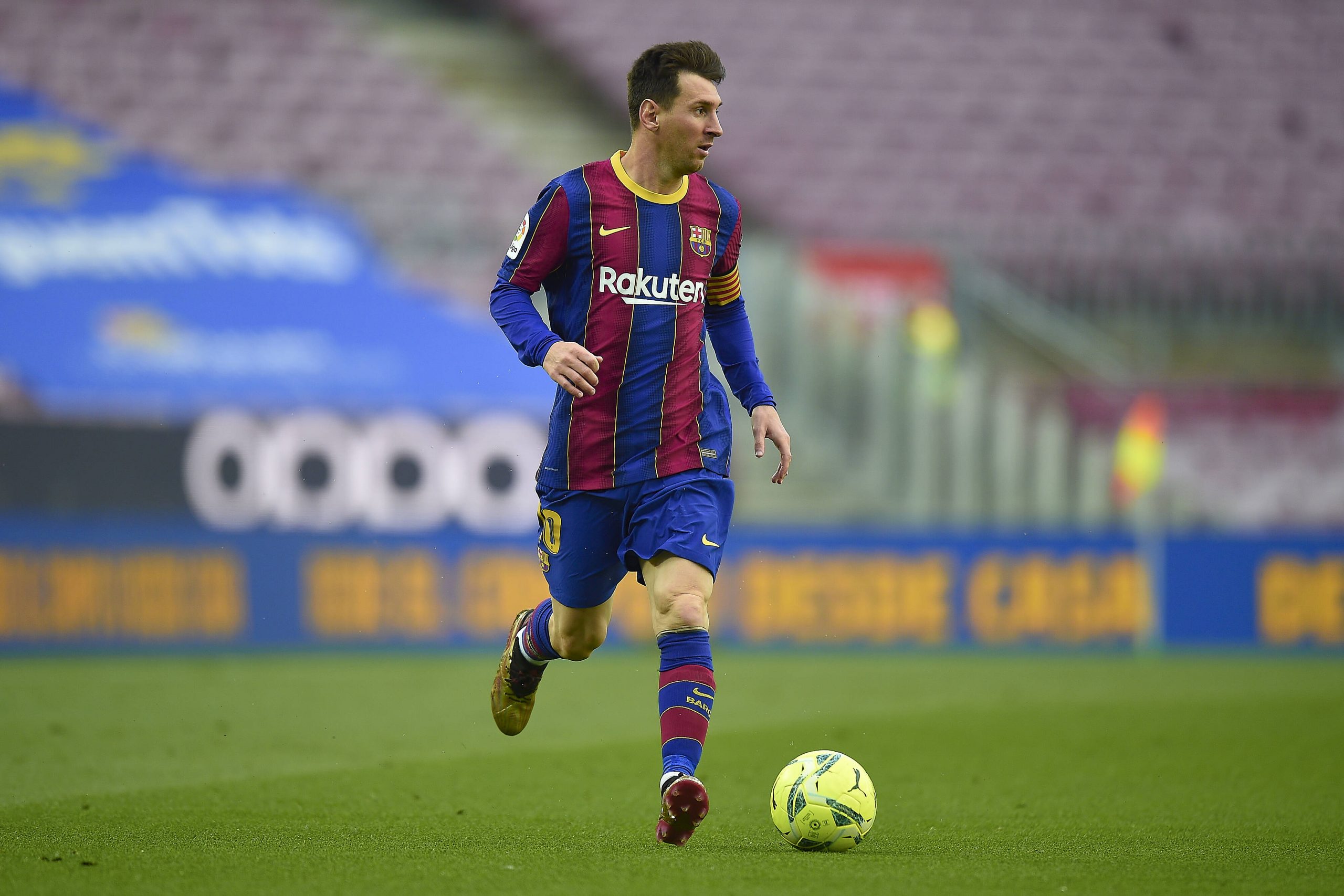 Nach 17 Jahren beim FC Barcelona ist Lionel Messi aktuell erstmals vereinslos.