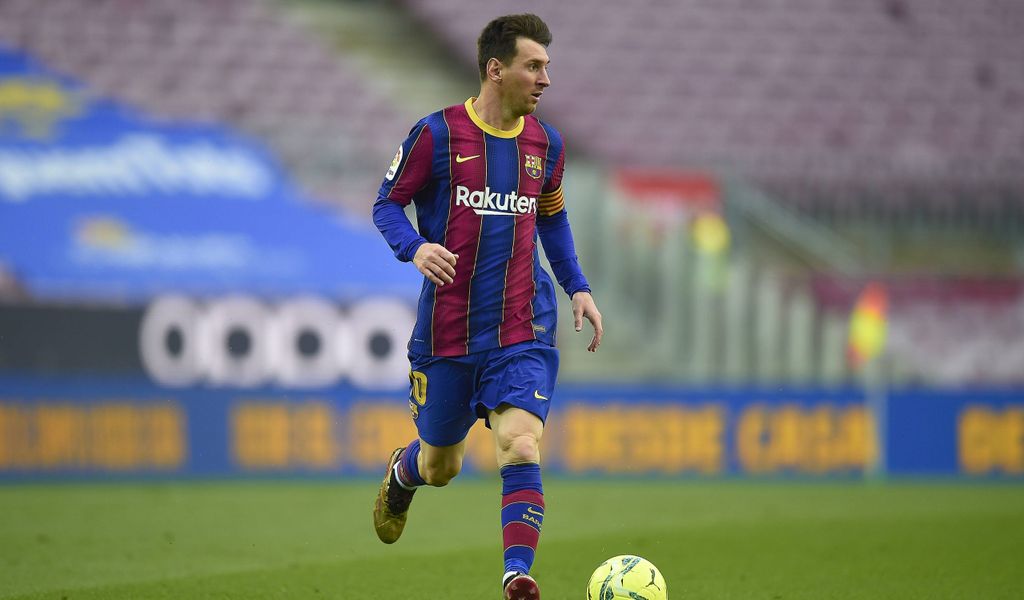 Nach 17 Jahren beim FC Barcelona ist Lionel Messi aktuell erstmals vereinslos.