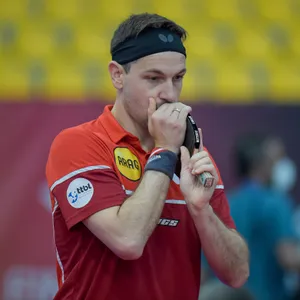 Timo Boll an der Hüfte verletzt