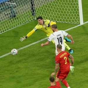 Italien setzte im Viertelfinale auf weiße Trikots – und gewann gegen rot gekleidete Belgier.