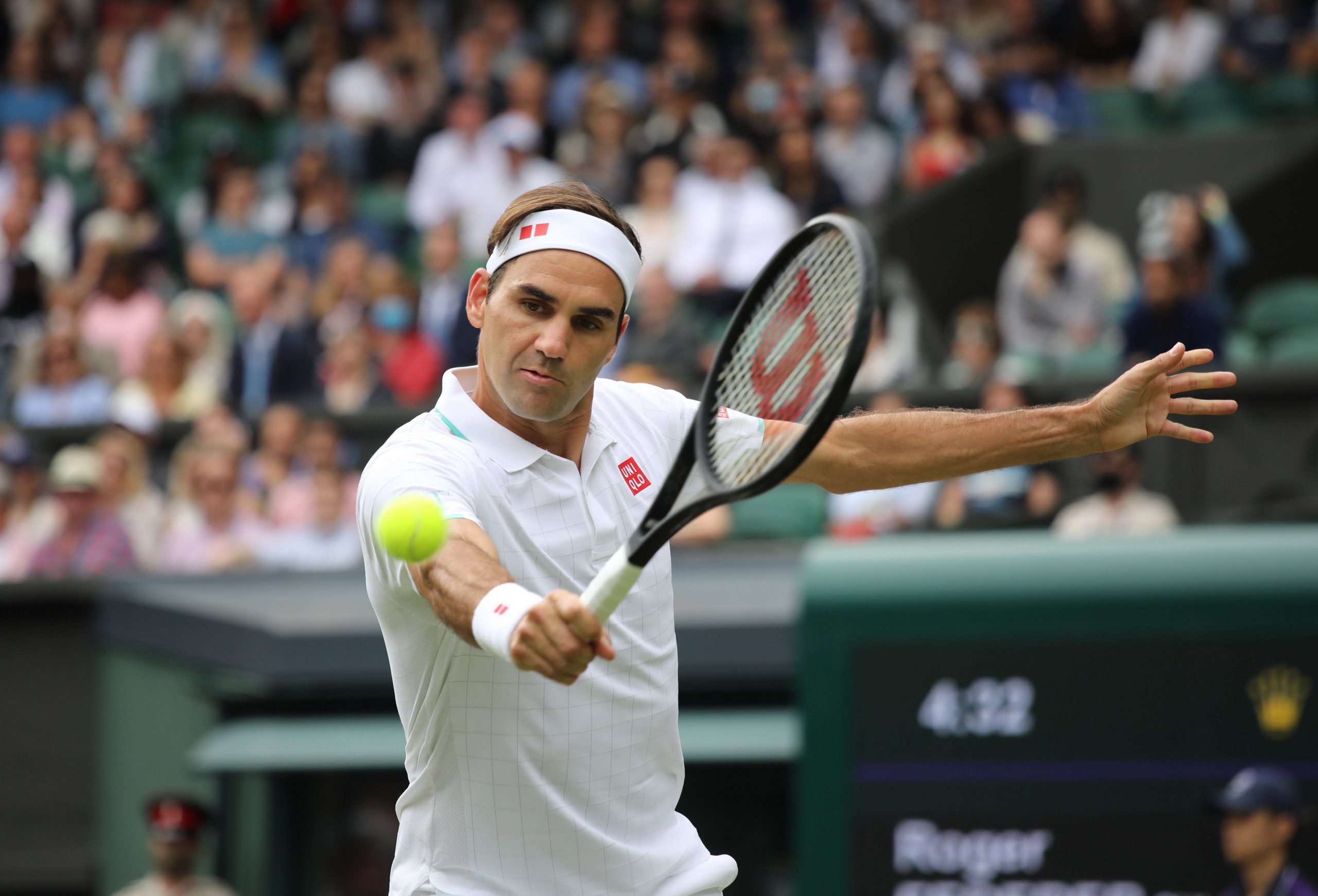 Roger Federer versteigert Ausrüstung für vier Millionen Euro