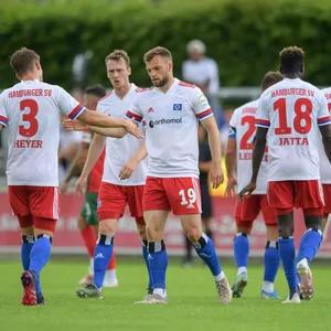 Dank Manuel Wintzheimer hatte der HSV im Testspiel gegen Augsburg einigen Grund zum Jubeln.