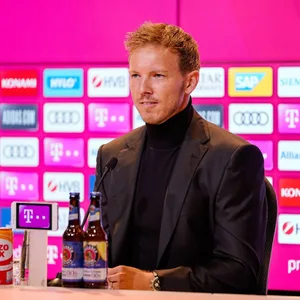 Julian Nagelsmann bei FCB Pressekonferenz