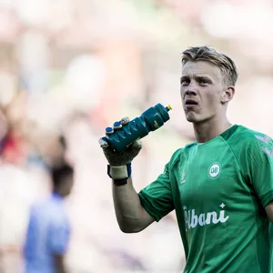 Keeper Oliver Christensen