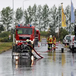 Die Feuerwehr im Landkreis Rostock hatte einiges an Wasser abzupumpen.