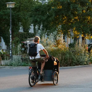 Abstrampeln für die Kinder: Das Lastenrad als Familienkutsche (Symbolbild).