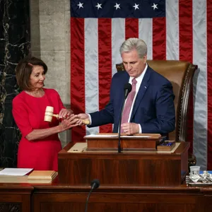 2019 übergab Kevin McCarthy den Vorsitz des Repräsentantenhauses an die Demokratin Nancy Pelosi. 2022 hätte er das Amt gerne zurück.