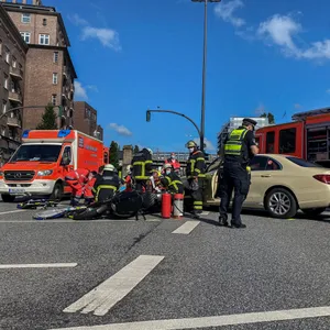 Schwerer Unfall auf dem Grindelberg. (Symbolbild)