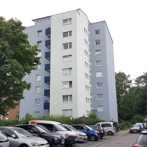 In diesem Wohnhaus kam es zu den Schüssen auf Polizeibeamte.