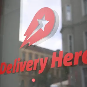 Delivery Hero Schild
