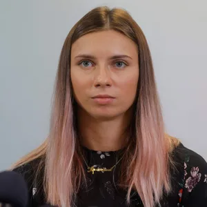 Krystsina Tsimanouskaya bei ihrer Pressekonferenz