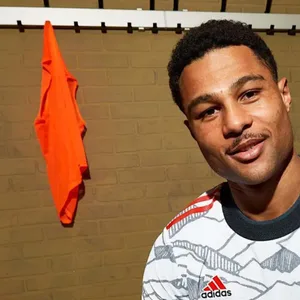 Serge Gnabry im neuen Bayern-Trikot