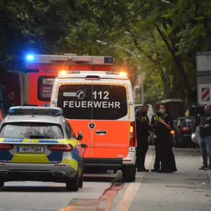Einsatzkräfte in der Washingtonallee.