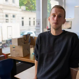 „Wer hat, der gibt“-Aktivist und Erzieher Philipp Zang kritisiert MOPO-Kommentar zur Demo.