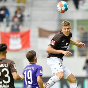 Jakov Medic trug dazu bei, dass für St. Pauli die Null in Aue stand