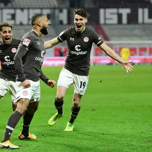 St. Pauli-Verteidiger Zander freut sich aufs Derby: „Wir haben alle Bock“