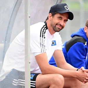 HSV-Sportvorstand Jonas Boldt (l.) und Sportdirektor Michael Mutzel