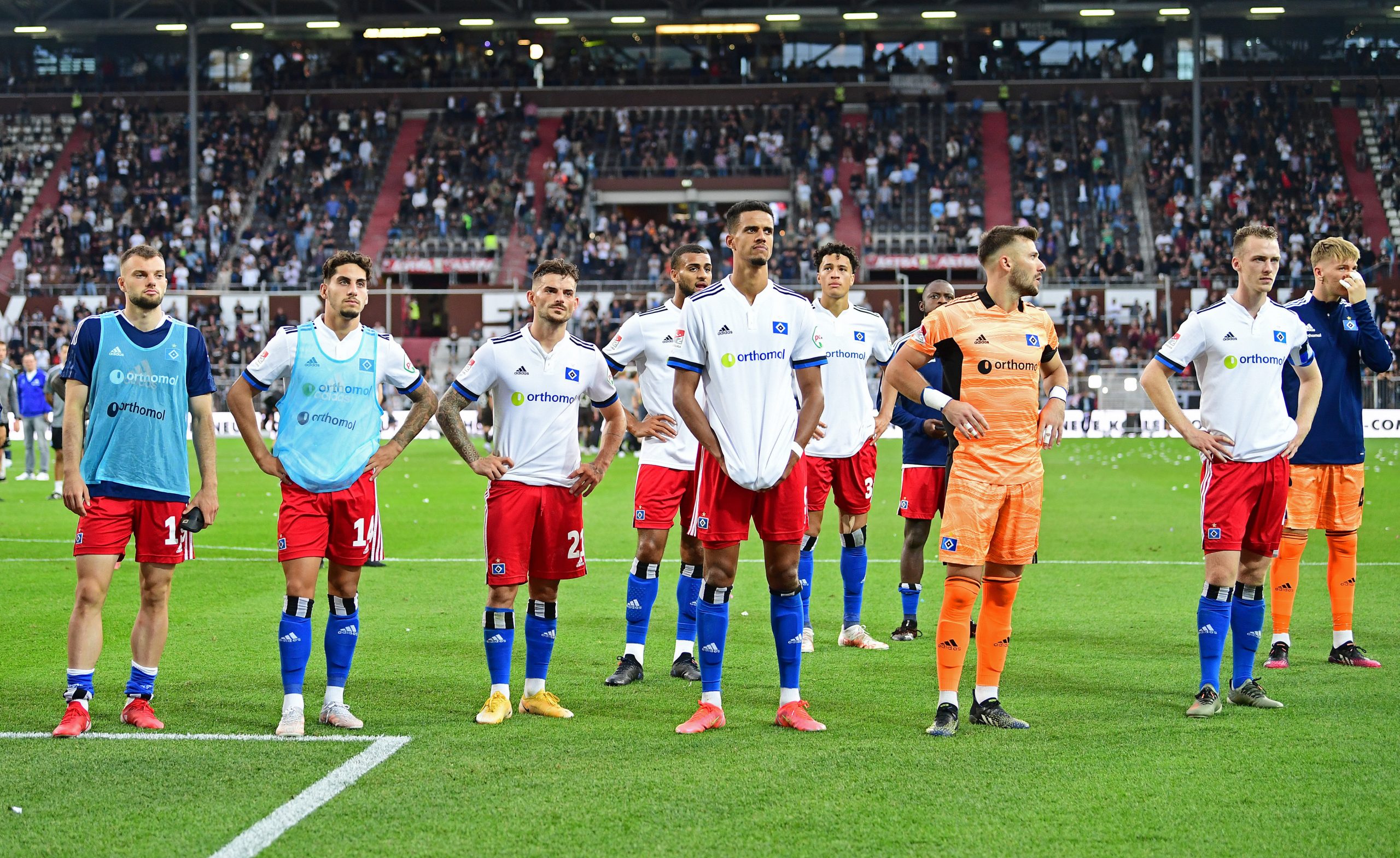 Die Enttäuschung stand den HSV-Profis nach der Derby-Pleite gegen St. Pauli ins Gesicht geschrieben.