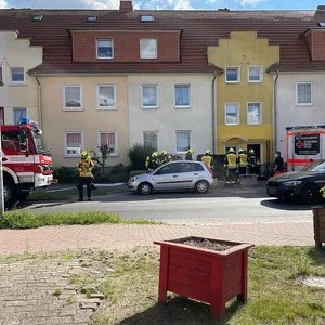 Feuerwehrkräfte im Einsatz in Güstrow.