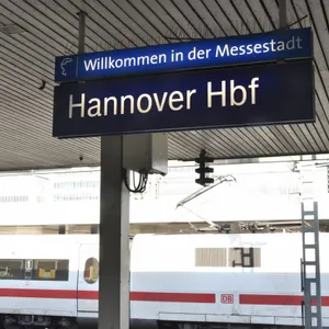 Bahnhof Hannover Polizei Symbol