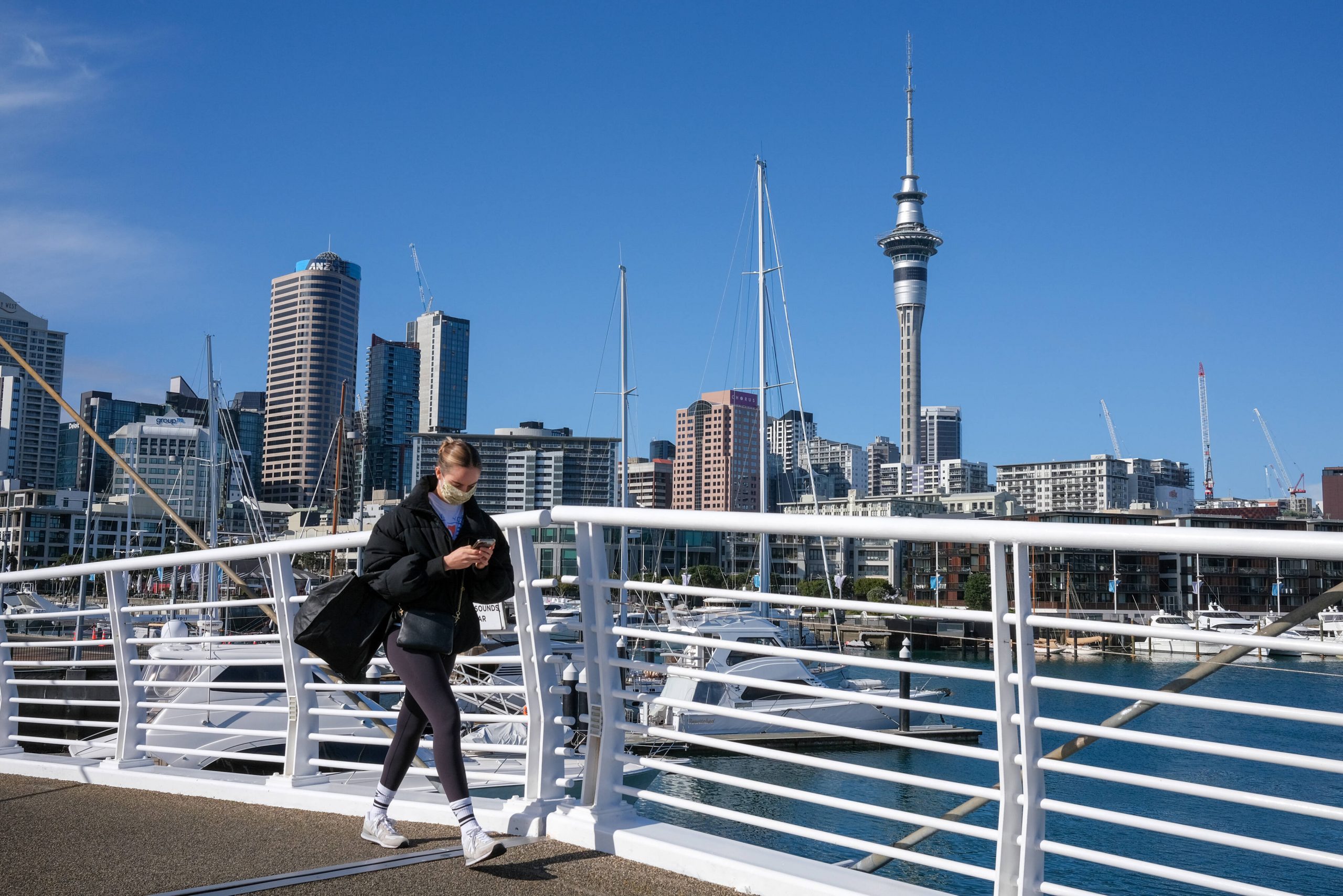 Masken tragen und wenn möglich zuhause bleiben: In Auckland gelten wieder strenge Regeln.