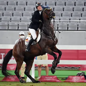 Annika Schleu auf Saint Boy