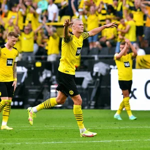 Dortmund feiert Haaland-Show gegen Frankfurt