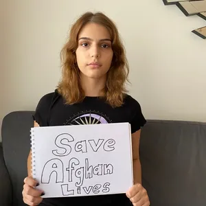 Mariam Azizi (23)