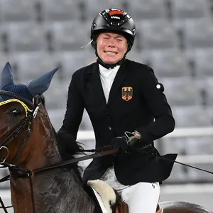 Annika Schleu auf ihrem Pferd.