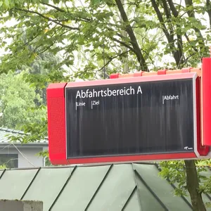 Eine der ausgefallenen Anzeigetafeln.