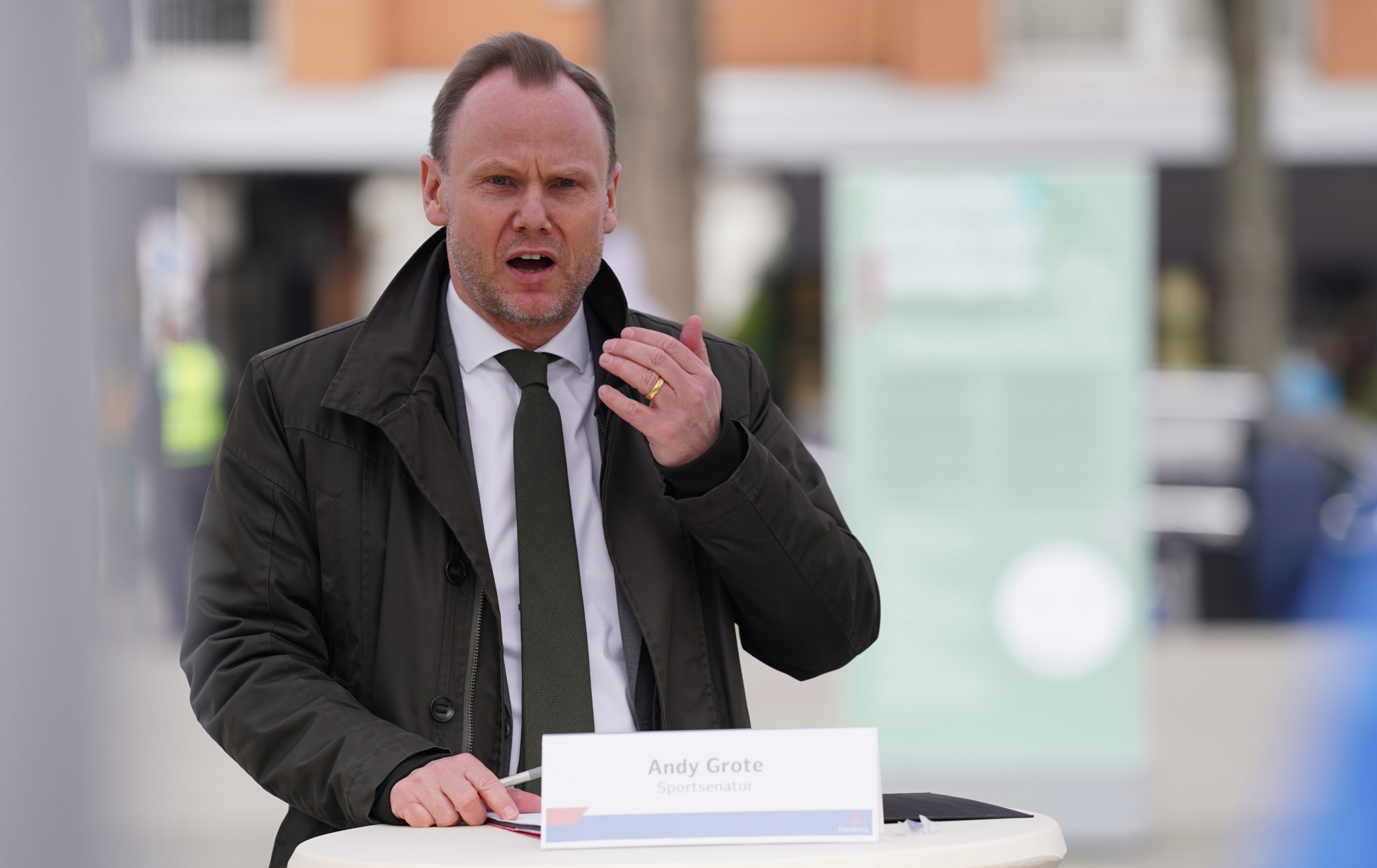 Innensenator Andy Grote (SPD) steht beim "Pimmel-Gate" unter Druck.