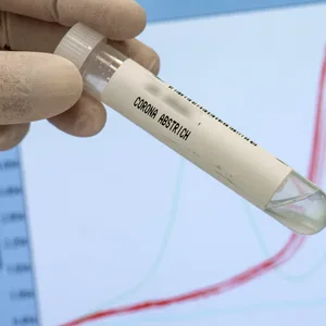 Abstrichröhrchen zur Analyse des Corona-Virus
