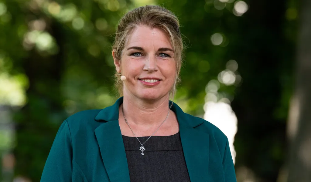 Porträt einer Grünen-Politikerin