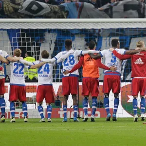 HSV feiert mit Fans