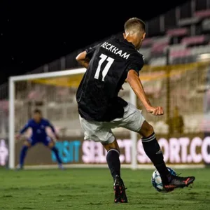 Romeo Beckham gab in den USA in der dritten Liga sein Profi-Debüt