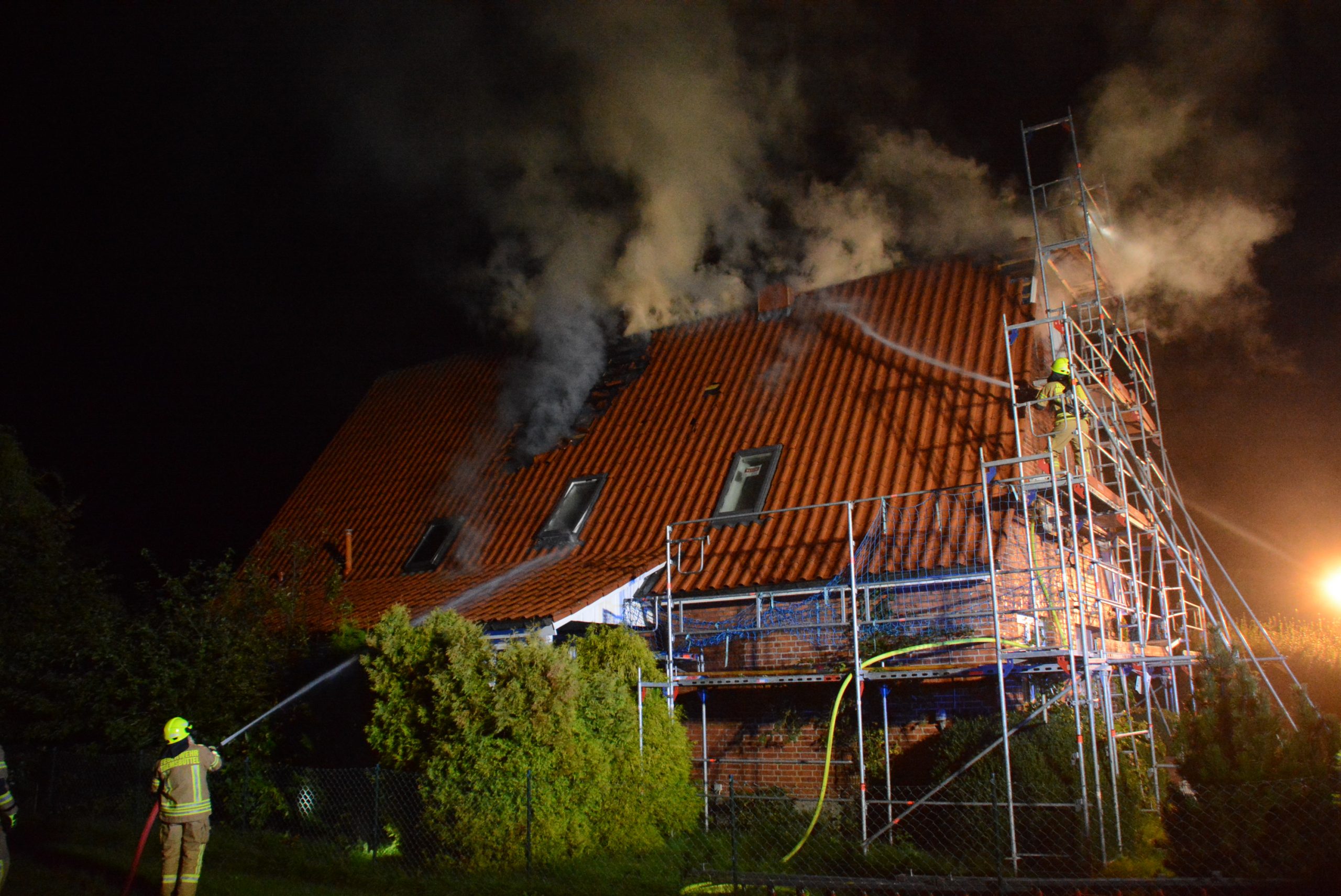 Dachstuhlbrand in Tremsbüttel