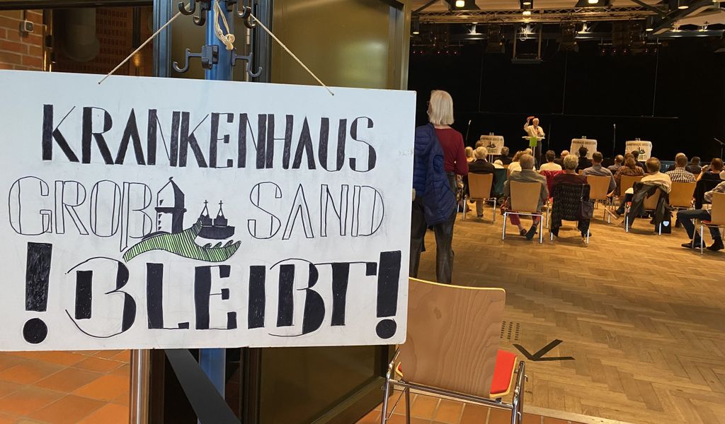 Klare Botschaft: Auf einer Veranstaltung im Bürgerhaus Wilhelmsburg forderten die Besucher den Erhalt von Groß-Sand als Allgemeines Krankenhaus.