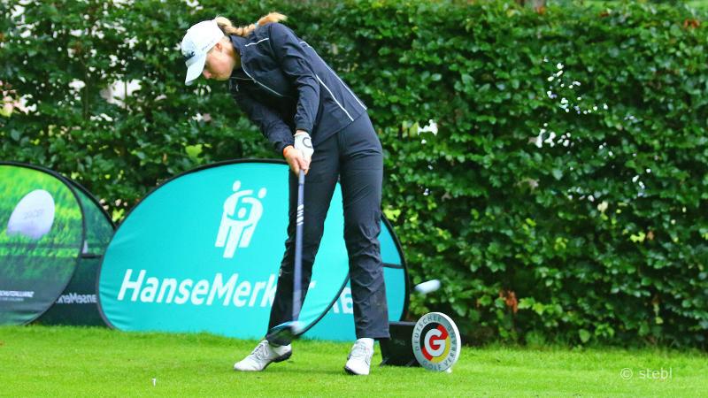 Leonie Wulfers bei der Deutschen Meisterschaft im Golfen.