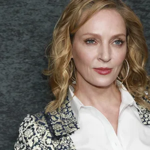 Die Schauspielerin Uma Thurman spricht über ihre Abtreibung.