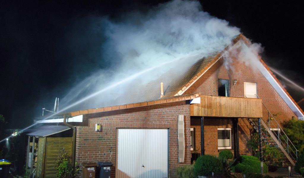 Eine Ferienwohnung in Sophienhamm wurde durch Feuer zerstört.