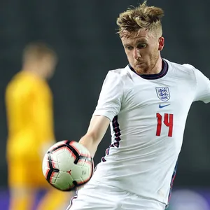 HSV-Leihgabe Tommy Doyle im Nationaltrikot Englands.