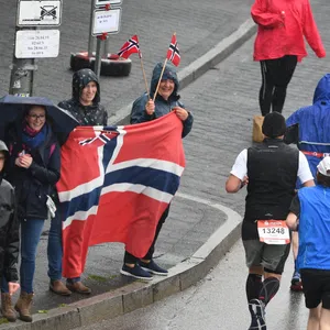 Norwegische Fans beim Hamburg-Marathon