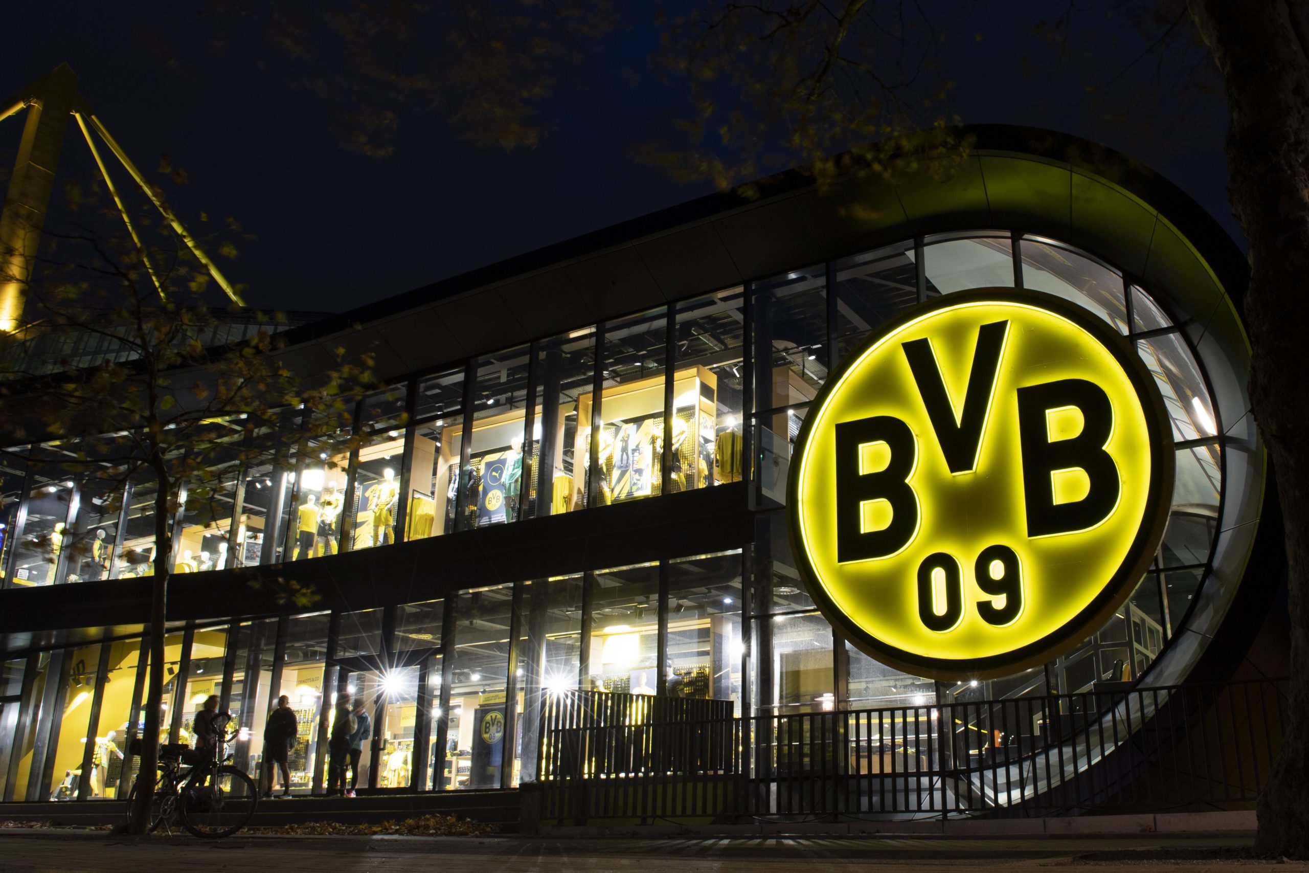 Fans aufgepasst: Borussia Dortmund kooperiert für die nächsten vier Jahre mit Sky und erhält exklusive Inhalte