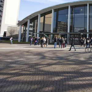 UHH Audimax Corona Präsenz