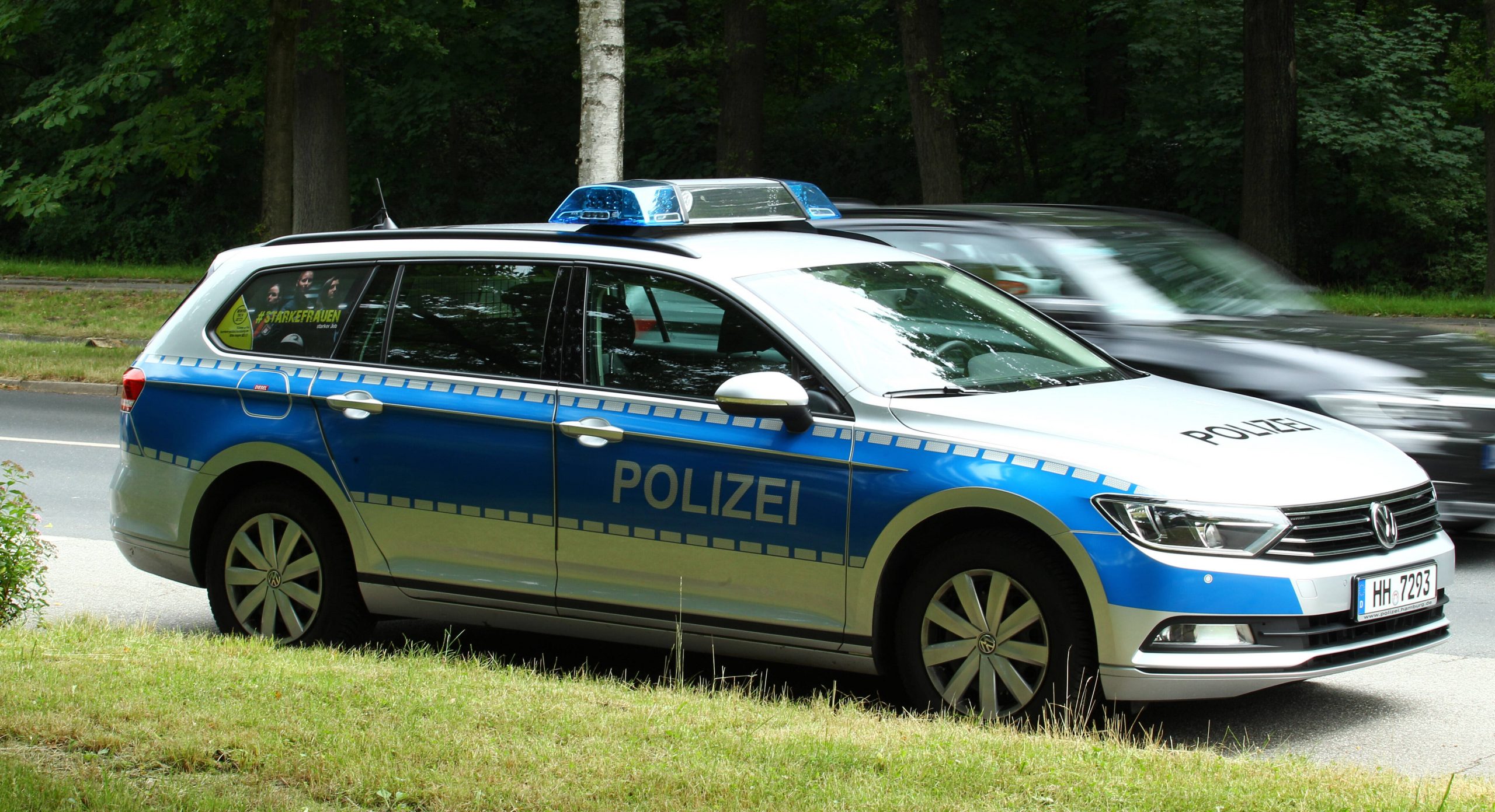 Einsatzfahrzeug Polizei Hamburg