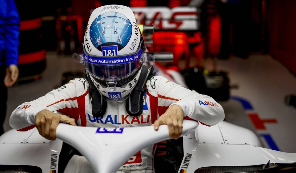 Mick Schumacher steigt ins Haas-Cockpit: Die Entscheidung für eine Profi-Karriere fällte er „innerhalb weniger Sekunden“