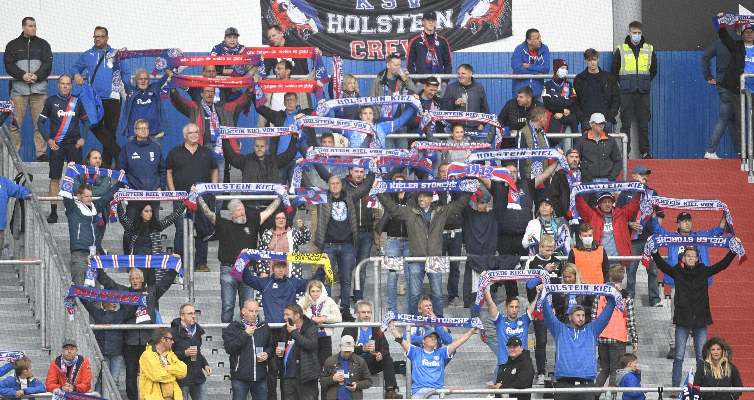 Fans von Holstein Kiel