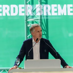 Geschäftsführer Frank Baumann will Werder Bremen nach dem Abstieg „in eine positive Zukunft lenken“