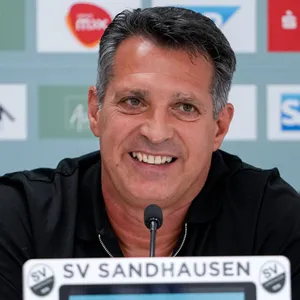Alois Schwartz soll beim SV Sandhausen den Abstieg verhindern