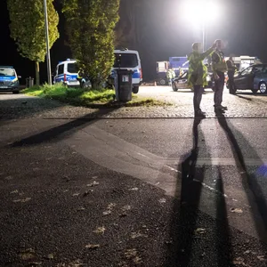 Alkoholkontrolle auf der A23: Polizei stoppt zahlreiche Autos